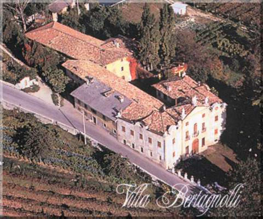 Villa Bertagnolli - Locanda Del Bel Sorriso Trente Buitenkant foto
